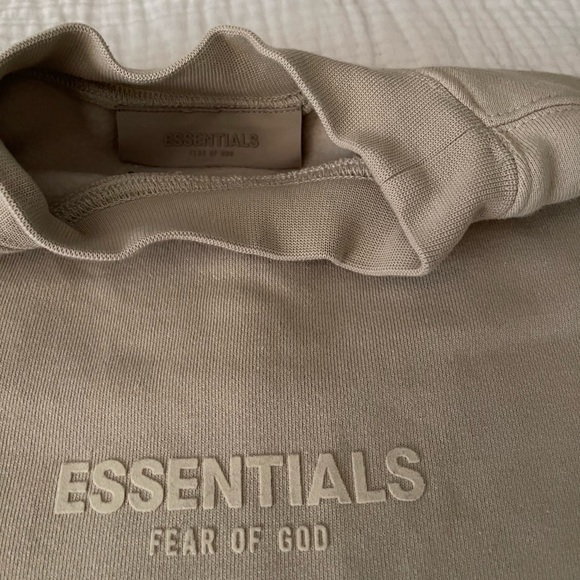 FEAR OF GOD - ESSENTIALS: Beige crewneck - Picture 7 of 11